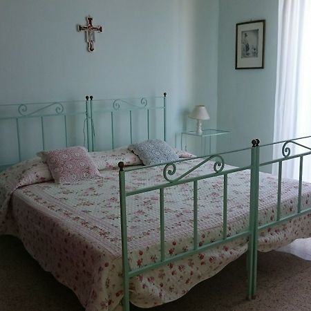 Villa L'Ulivina Соренто Екстериор снимка